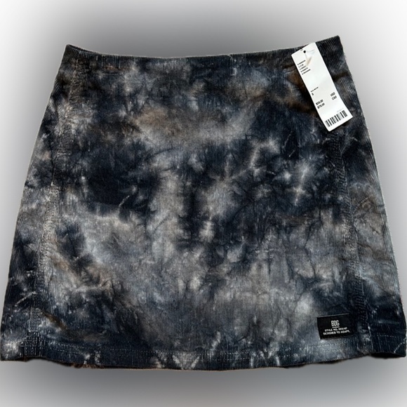 Urban Outfitters Dresses & Skirts - Urban Outfitters BDG tie dye skirt